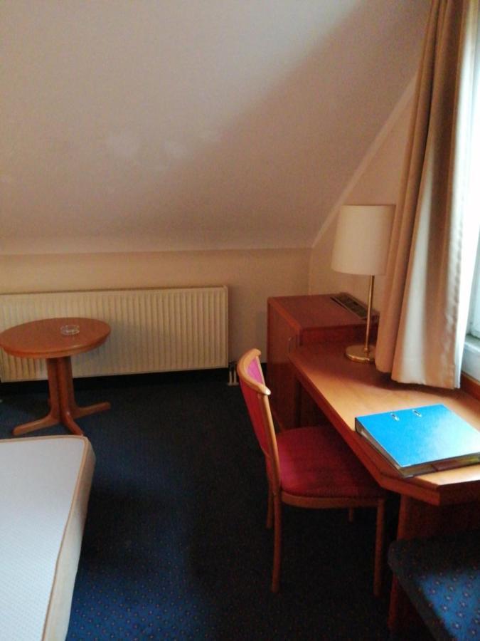 Apartment Lampertheim Bagian luar foto